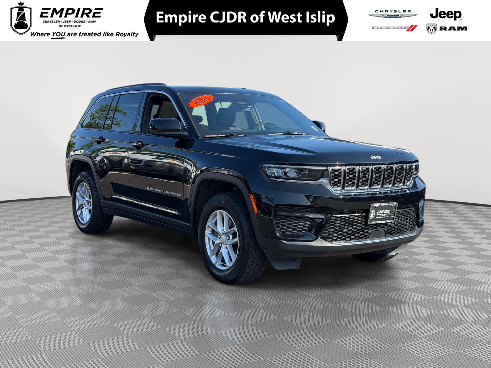 2025 Jeep Grand Cherokee Laredo X