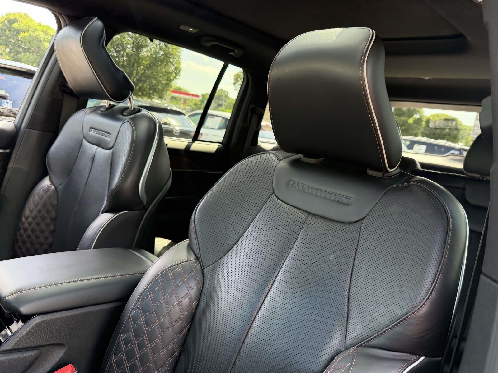 2022 Jeep Grand Cherokee Summit 4x4