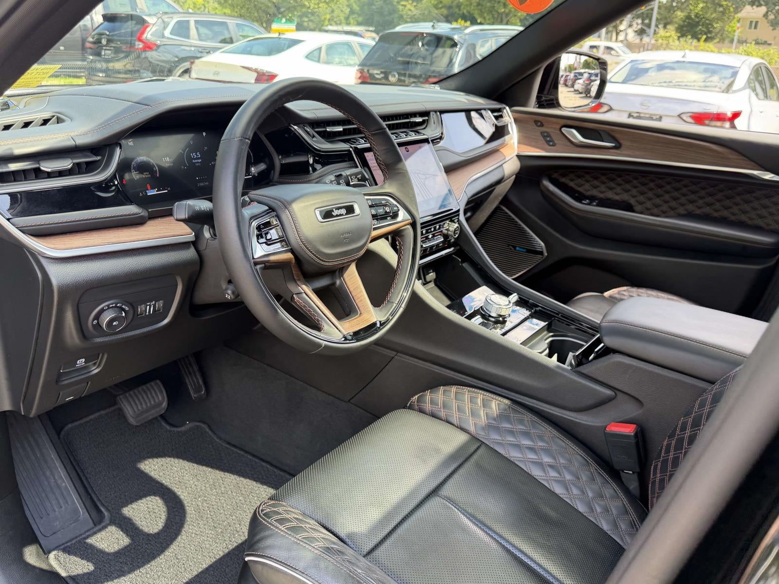 2022 Jeep Grand Cherokee Summit 4x4