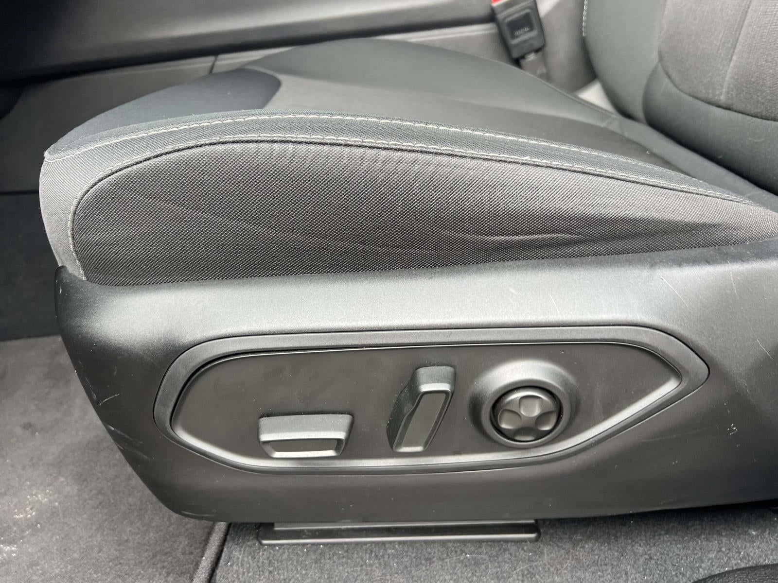 2025 Jeep Grand Cherokee L Laredo X 4x4