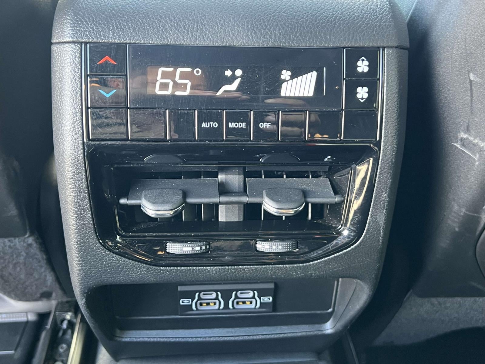 2025 Jeep Grand Cherokee L Laredo X 4x4