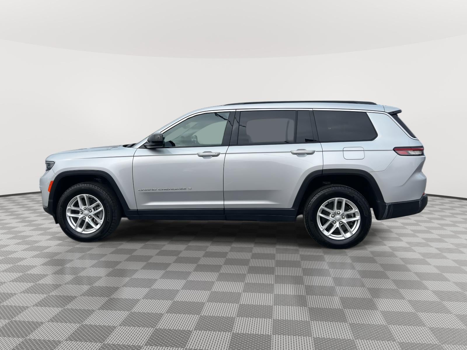 2025 Jeep Grand Cherokee L Laredo X 4x4