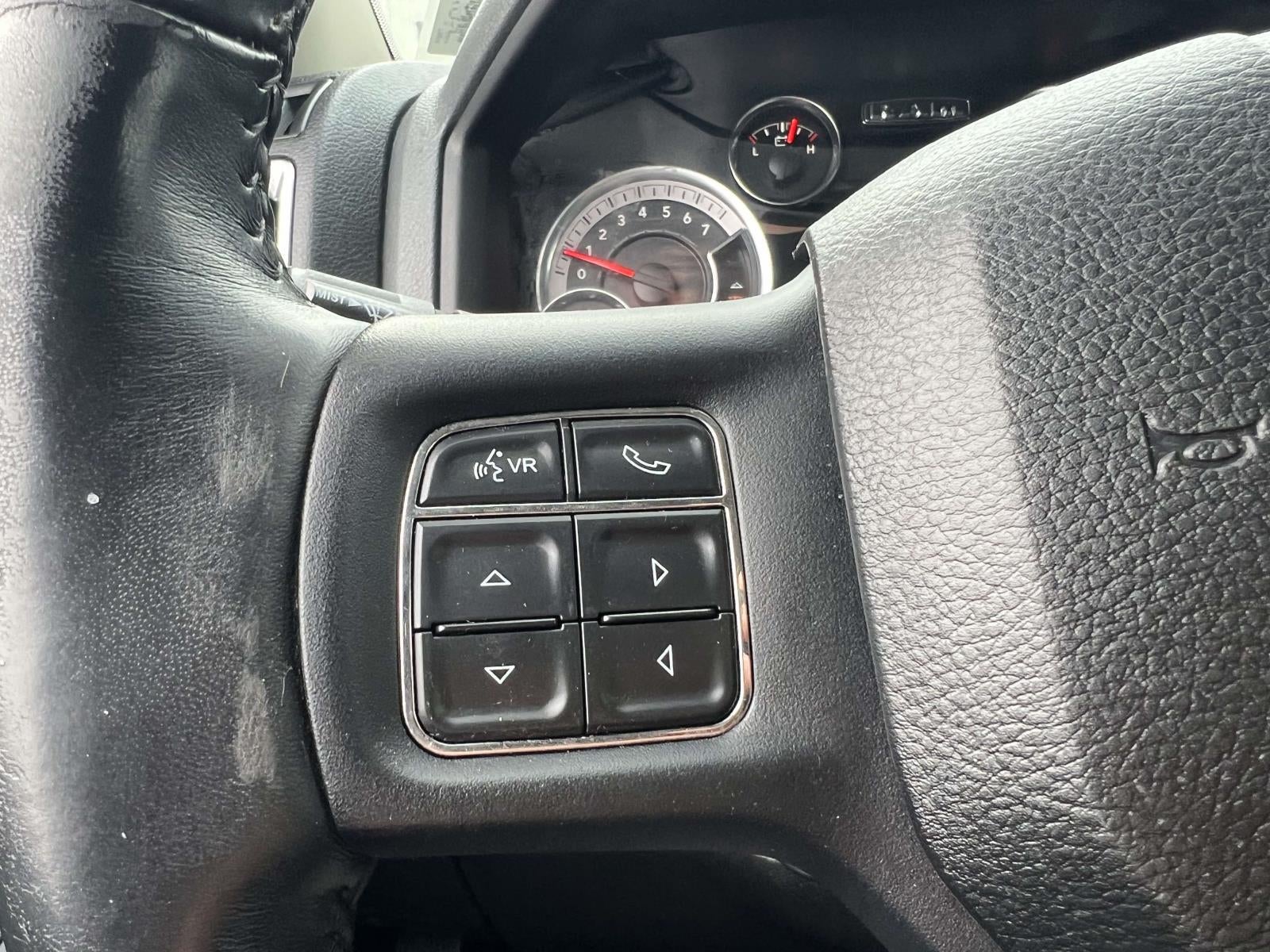 2018 RAM 1500 Big Horn Crew Cab 4x4 5'7' Box