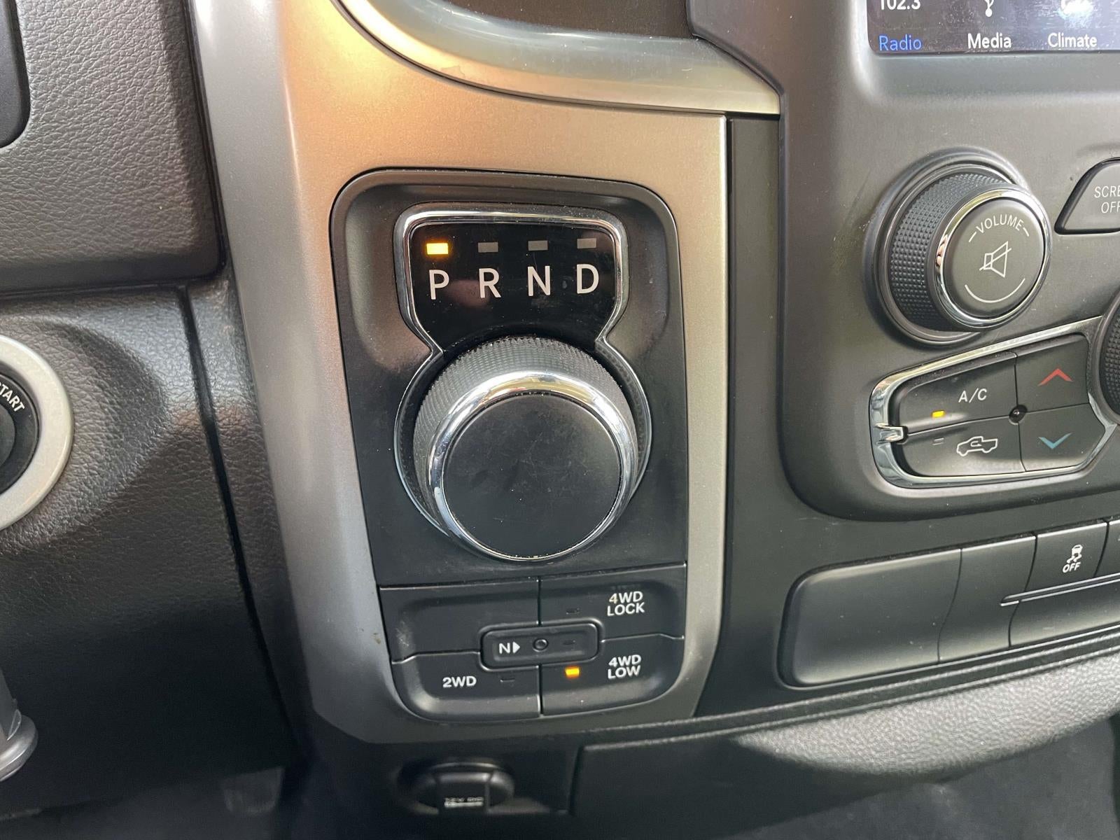 2019 RAM 1500 Classic SLT Crew Cab 4x4 57' Box