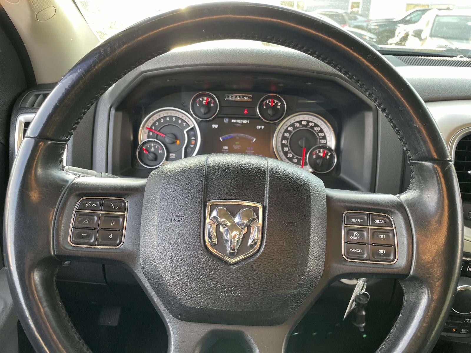 2019 RAM 1500 Classic SLT Crew Cab 4x4 57' Box