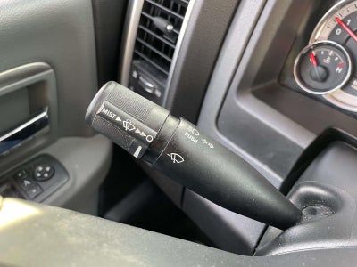 2019 RAM 1500 Classic SLT Crew Cab 4x4 57' Box