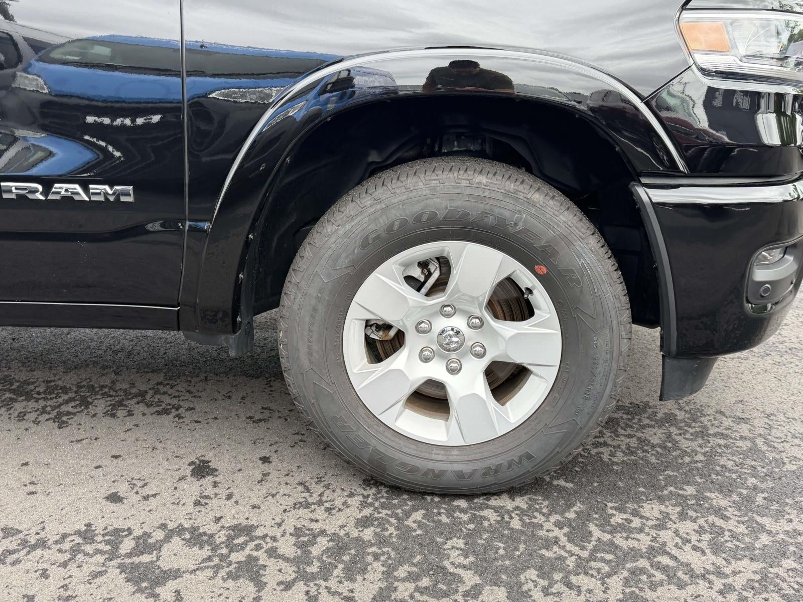 2025 RAM 1500 Big Horn Crew Cab 4x4 5'7' Box