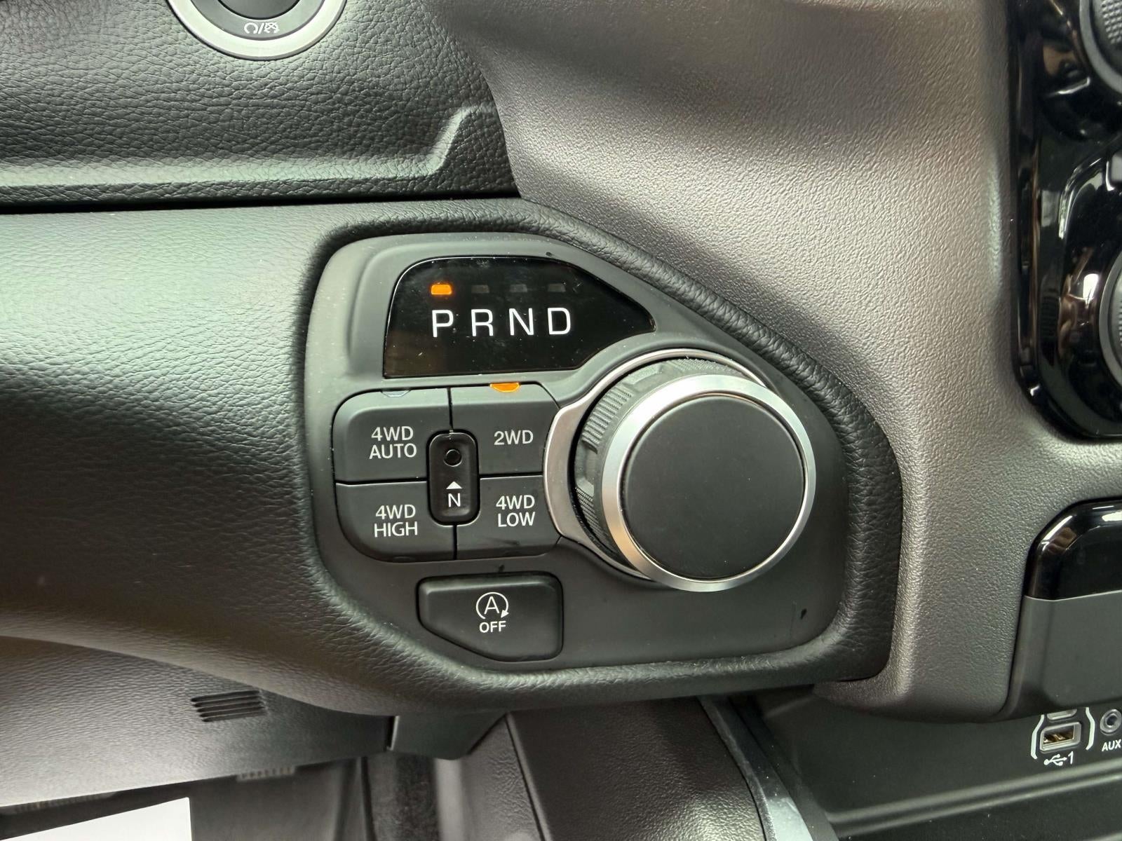 2025 RAM 1500 Big Horn Crew Cab 4x4 5'7' Box