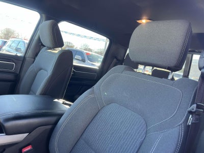2022 RAM 1500 Big Horn Crew Cab 4x4 6'4' Box