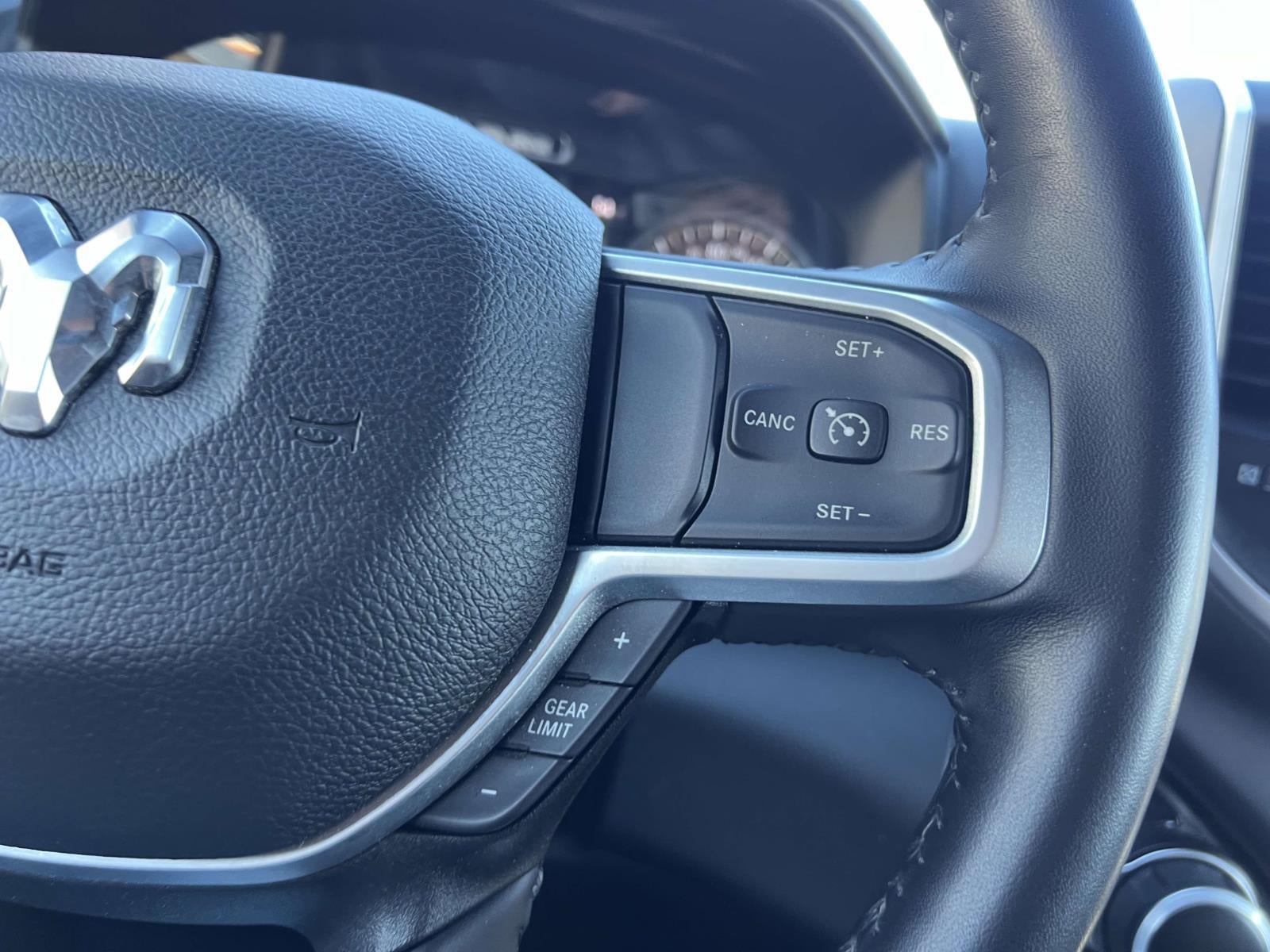 2022 RAM 1500 Big Horn Crew Cab 4x4 6'4' Box