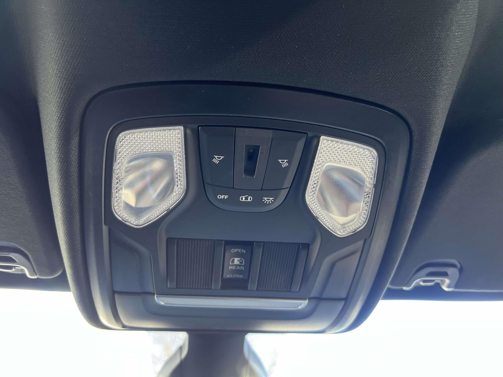 2022 RAM 1500 Big Horn Crew Cab 4x4 6'4' Box