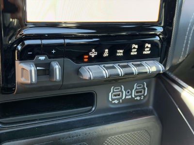 2023 RAM 1500 Limited Crew Cab 4x4 5'7' Box