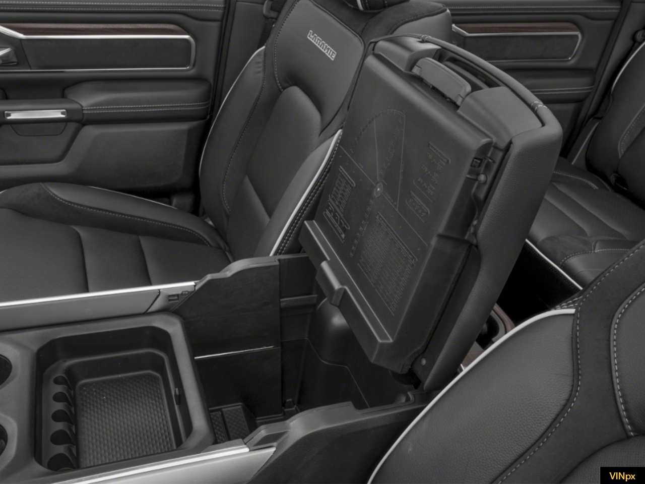 2026 RAM 1500 Laramie Crew Cab 4x4 5'7' Box