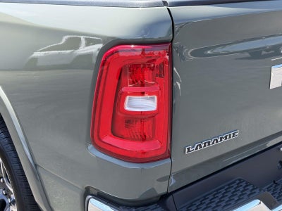 2026 RAM 1500 Laramie Crew Cab 4x4 5'7' Box