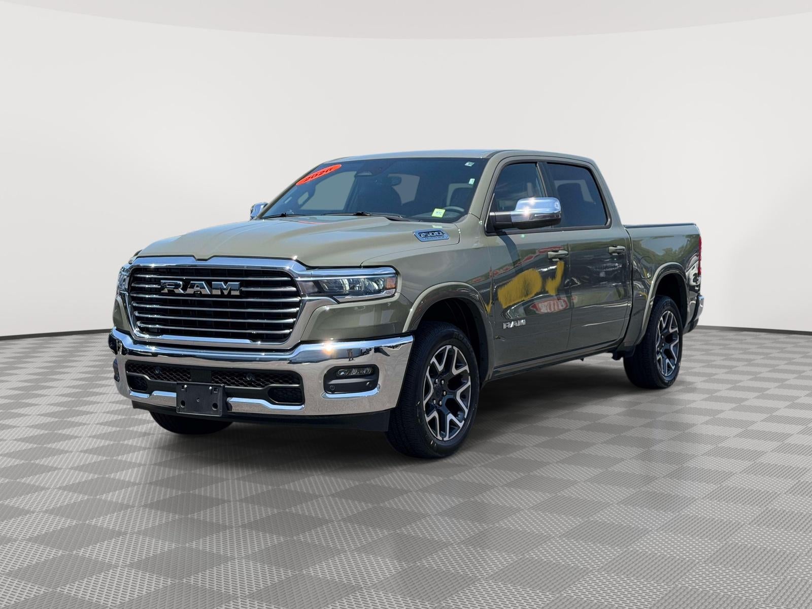 2026 RAM 1500 Laramie Crew Cab 4x4 5'7' Box
