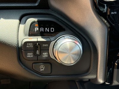 2026 RAM 1500 Laramie Crew Cab 4x4 5'7' Box