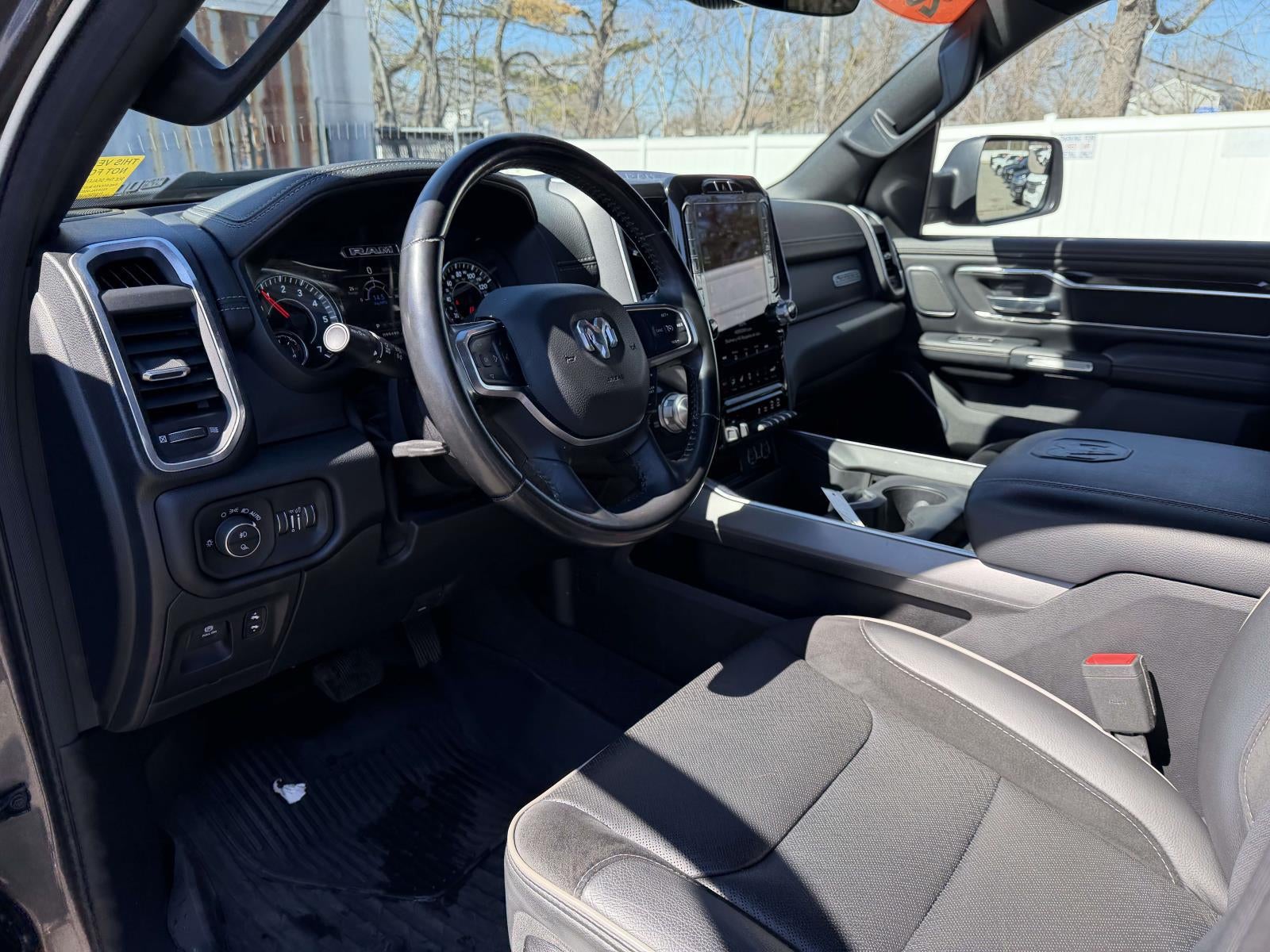 2021 RAM 1500 Laramie Crew Cab 4x4 5'7' Box