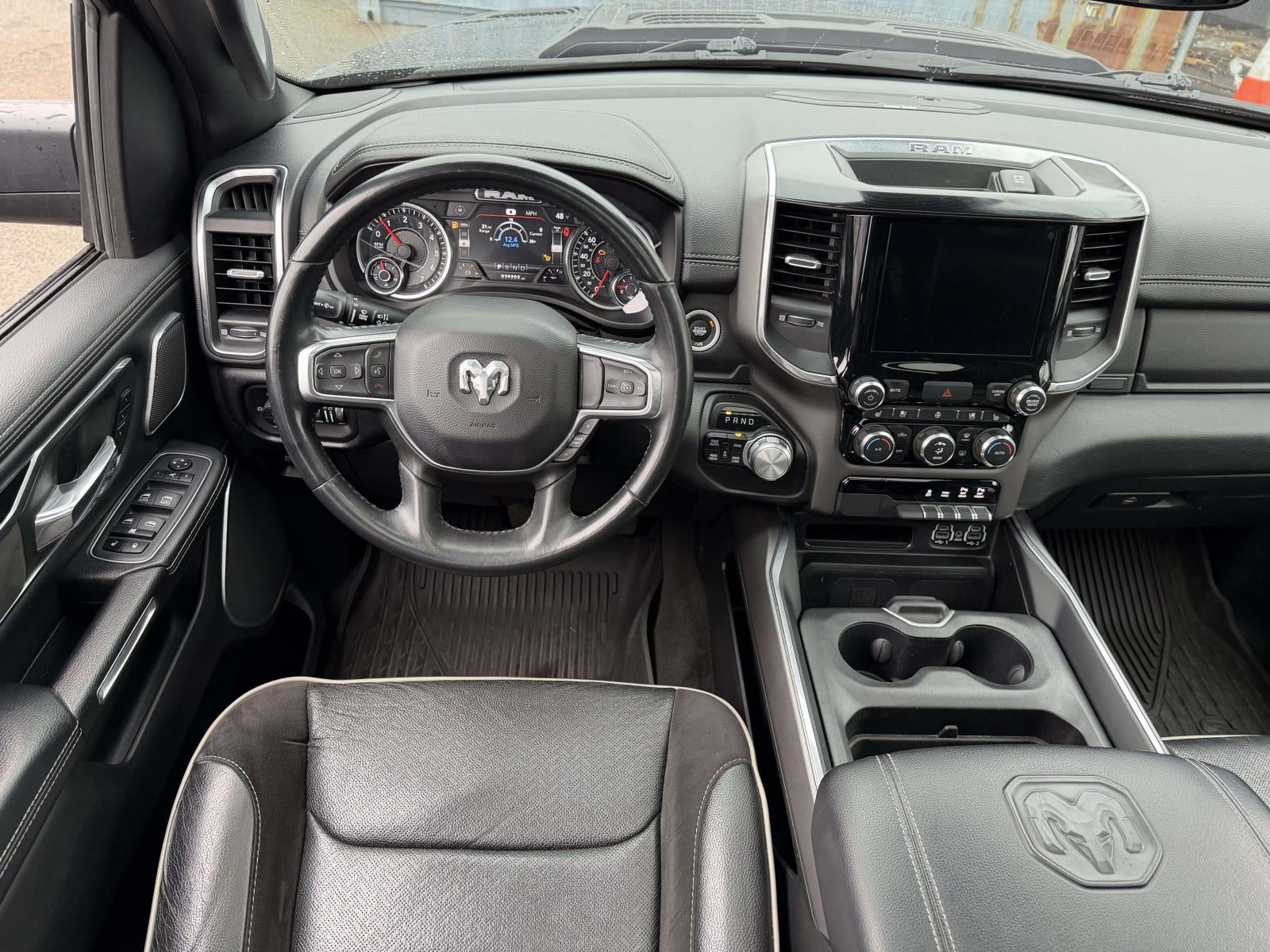 2022 RAM 1500 Laramie Crew Cab 4x4 5'7' Box