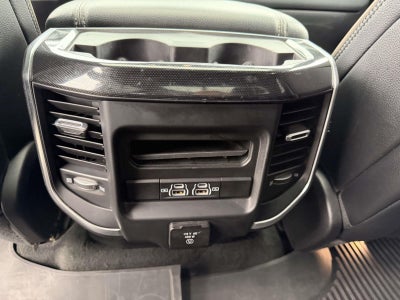 2022 RAM 1500 Laramie Crew Cab 4x4 5'7' Box