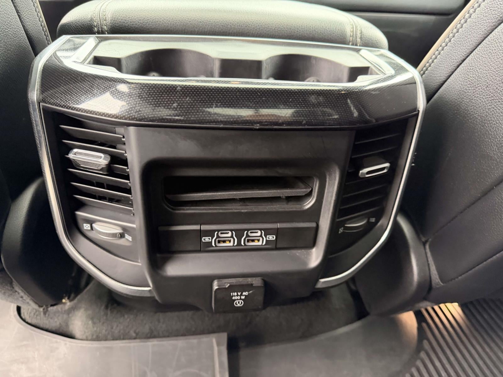 2022 RAM 1500 Laramie Crew Cab 4x4 5'7' Box