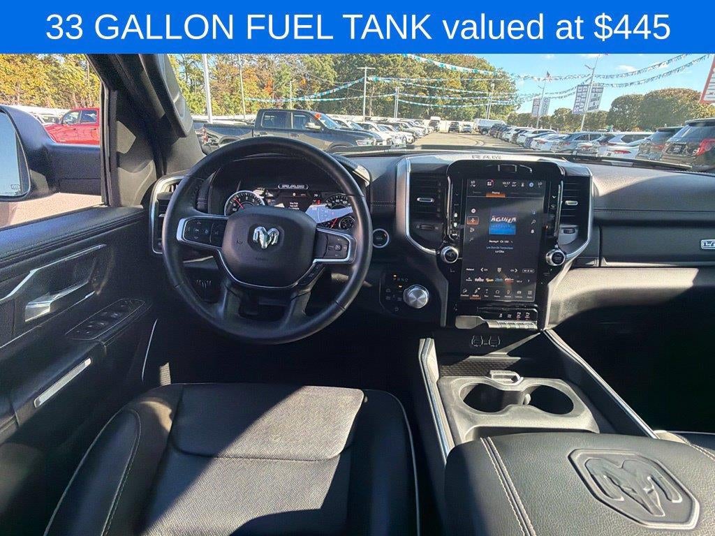 2023 RAM 1500 Laramie Crew Cab 4x4 5'7' Box