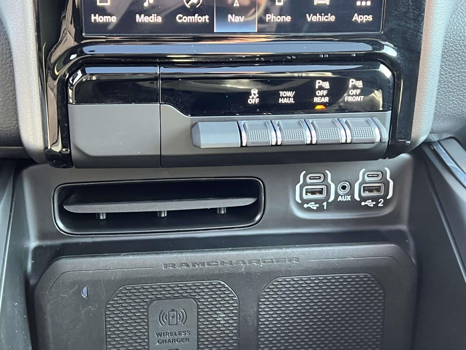 2024 RAM 1500 Laramie Crew Cab 4x4 5'7' Box