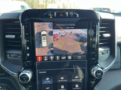 2024 RAM 1500 Laramie Crew Cab 4x4 5'7' Box