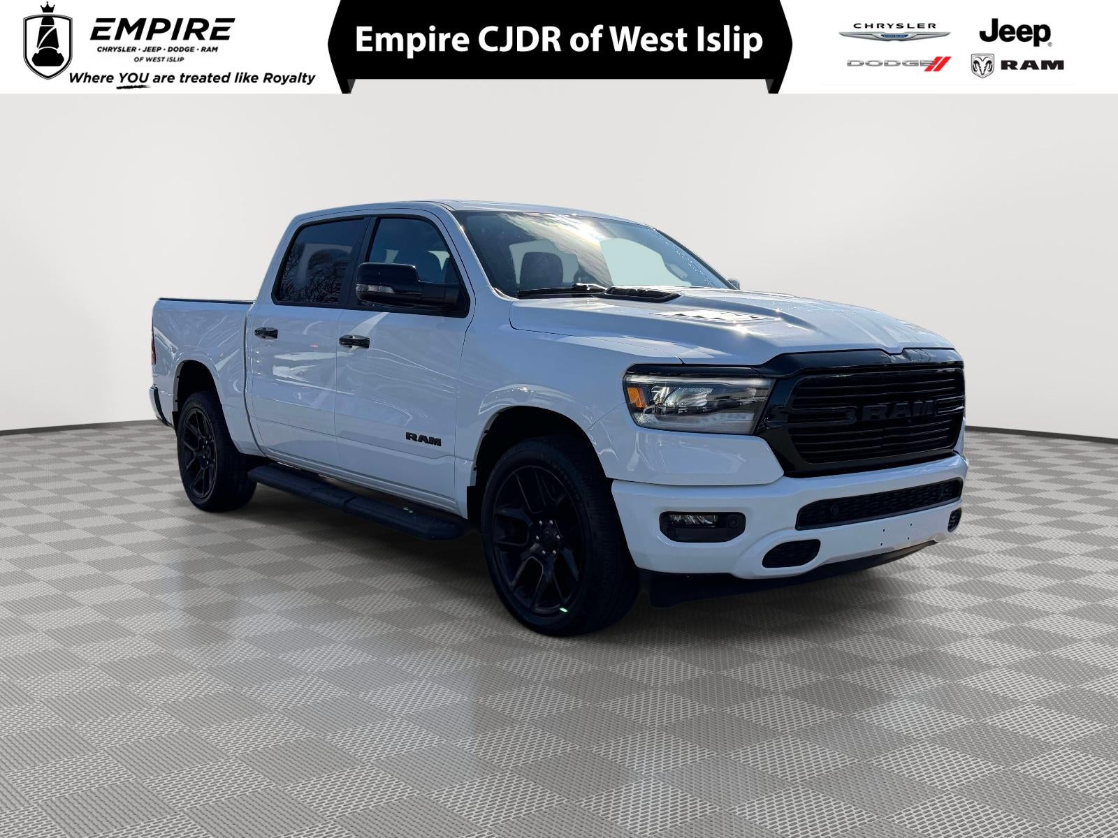 2023 RAM 1500 Laramie Crew Cab 4x4 5'7' Box