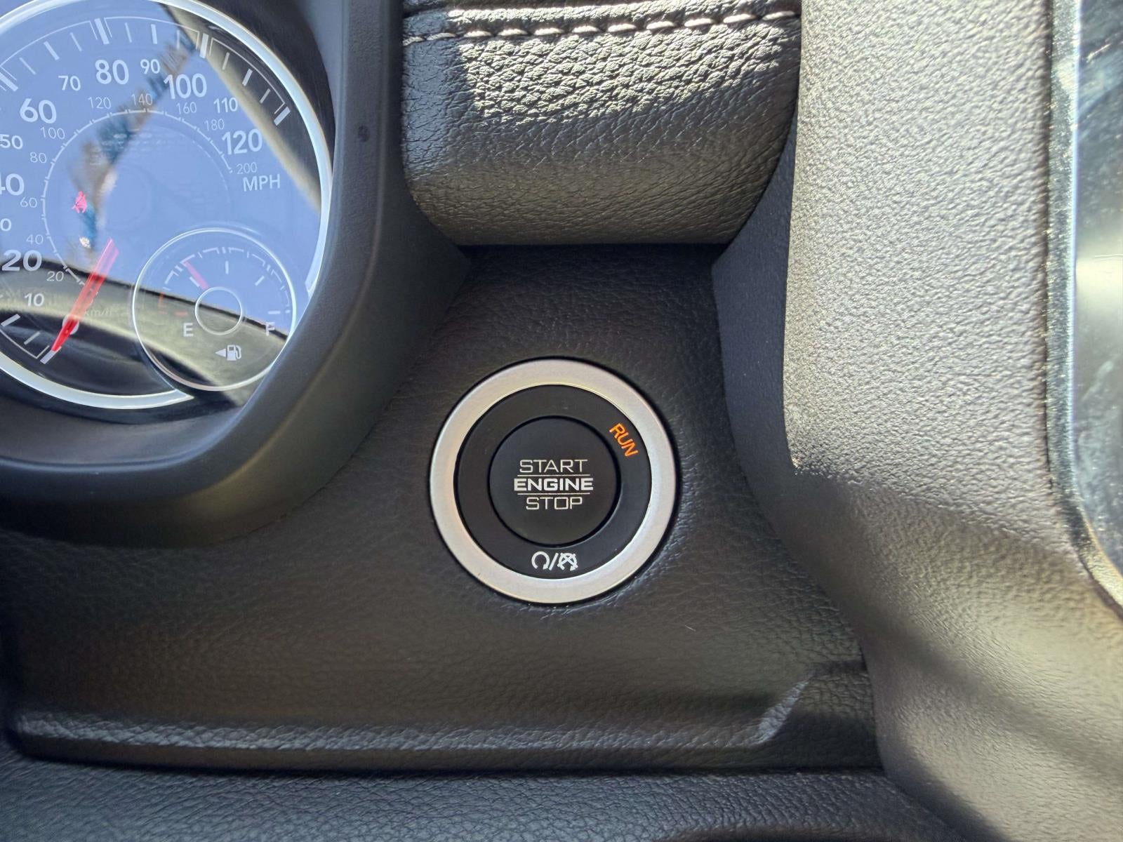 2023 RAM 1500 Laramie Crew Cab 4x4 5'7' Box
