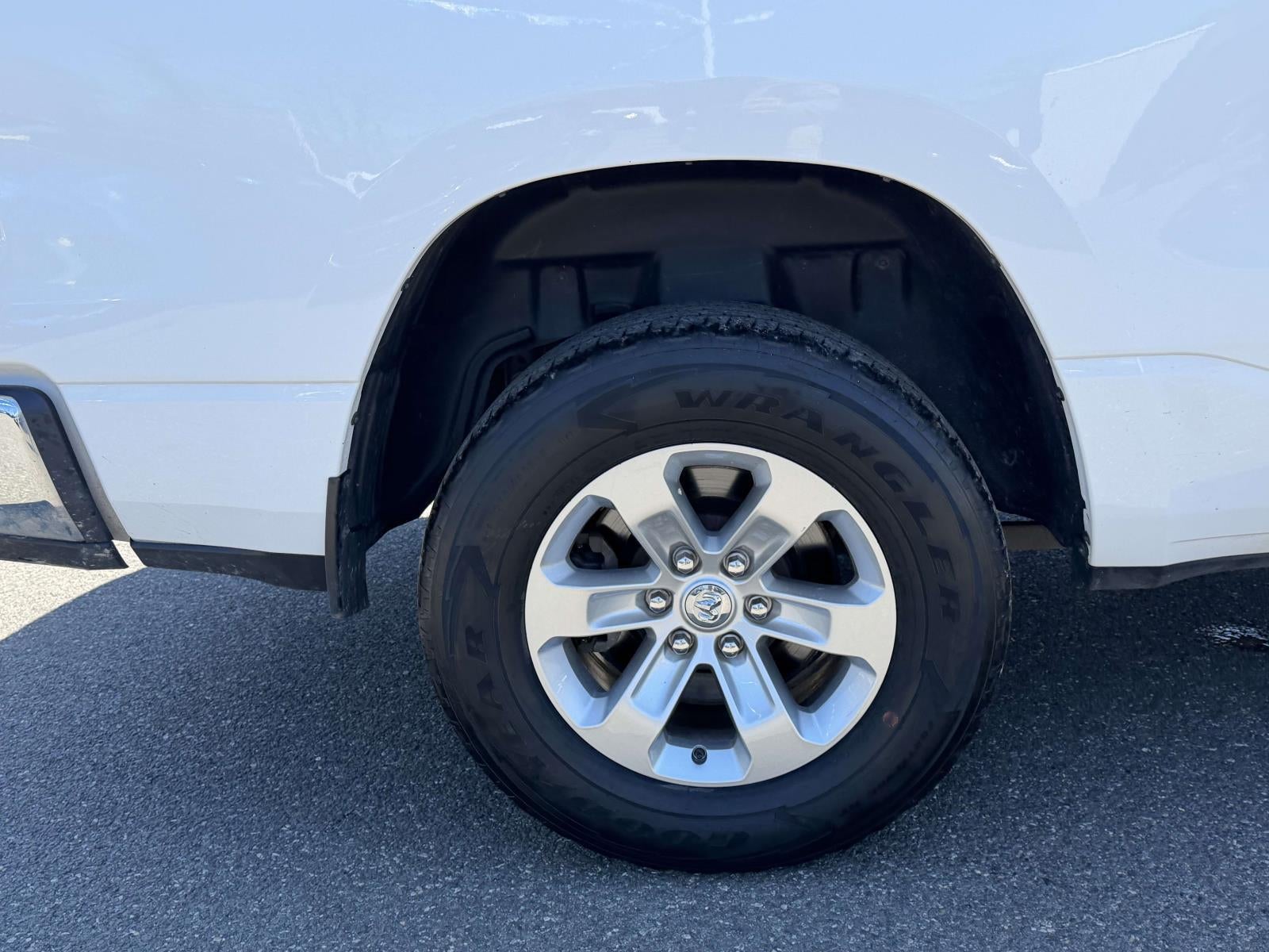 2023 RAM 1500 Laramie Crew Cab 4x4 5'7' Box