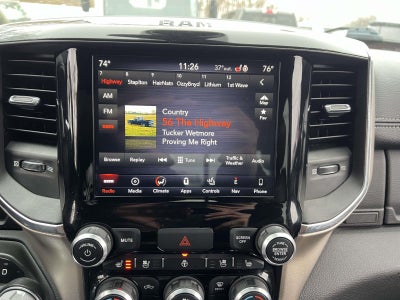 2019 RAM 1500 Laramie Crew Cab 4x4 5'7' Box