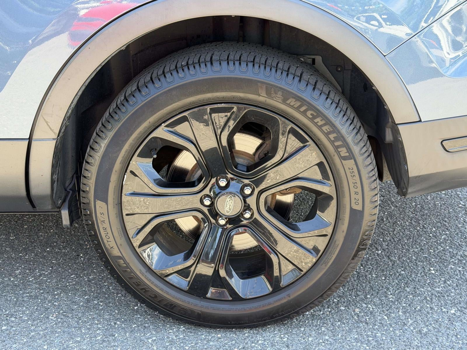 2019 Ford Explorer Sport