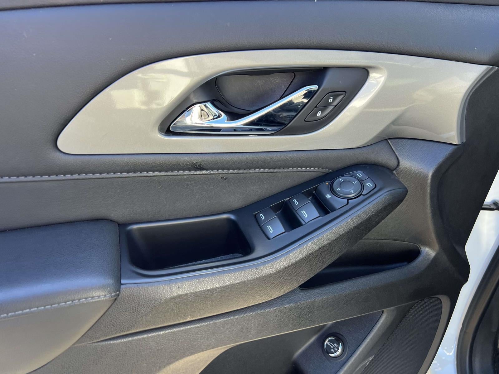 2023 Chevrolet Traverse FWD LT Cloth