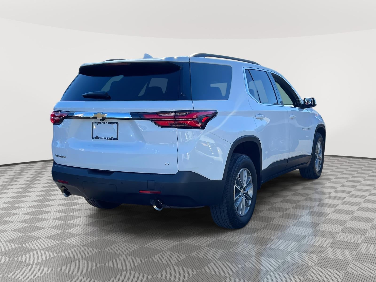 2023 Chevrolet Traverse FWD LT Cloth
