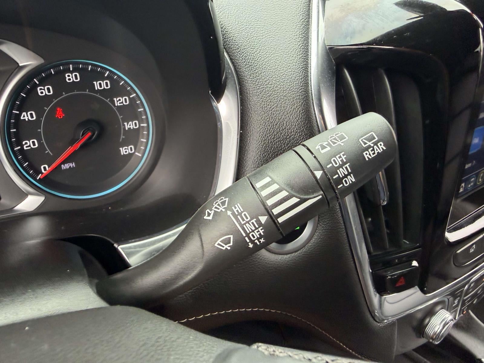 2023 Chevrolet Traverse AWD LT Leather