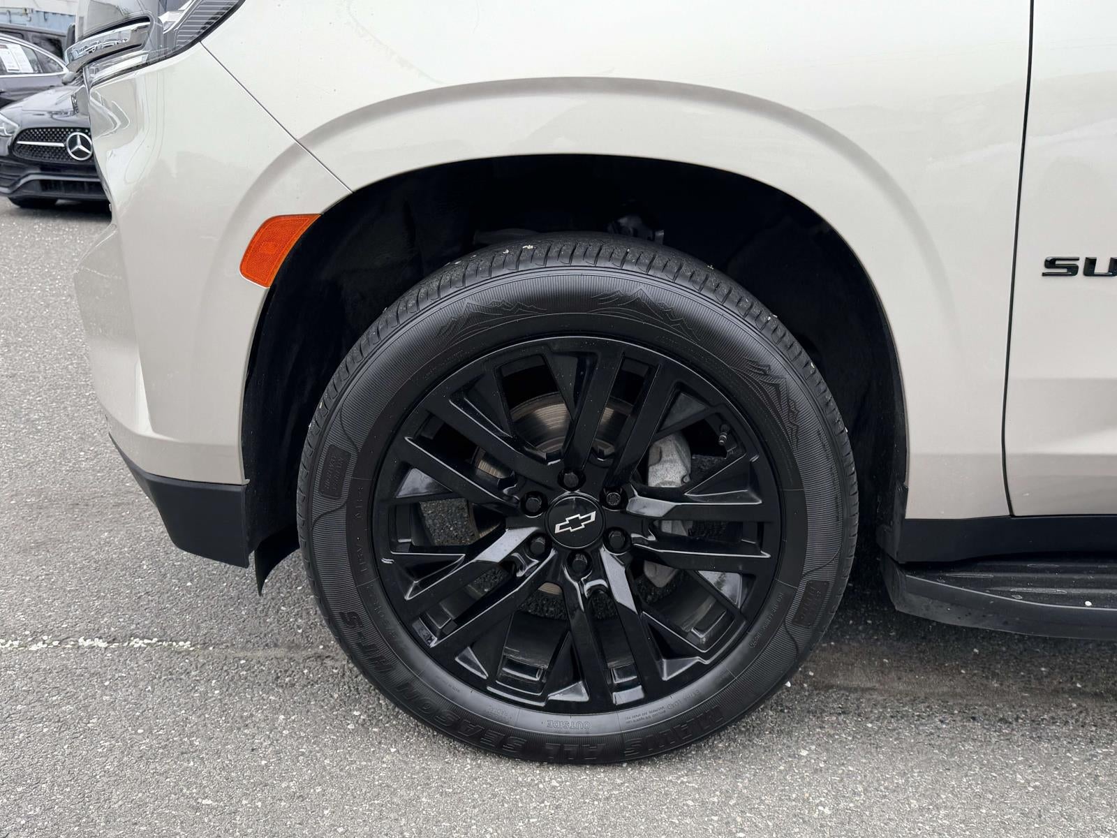 2023 Chevrolet Suburban 4WD Premier