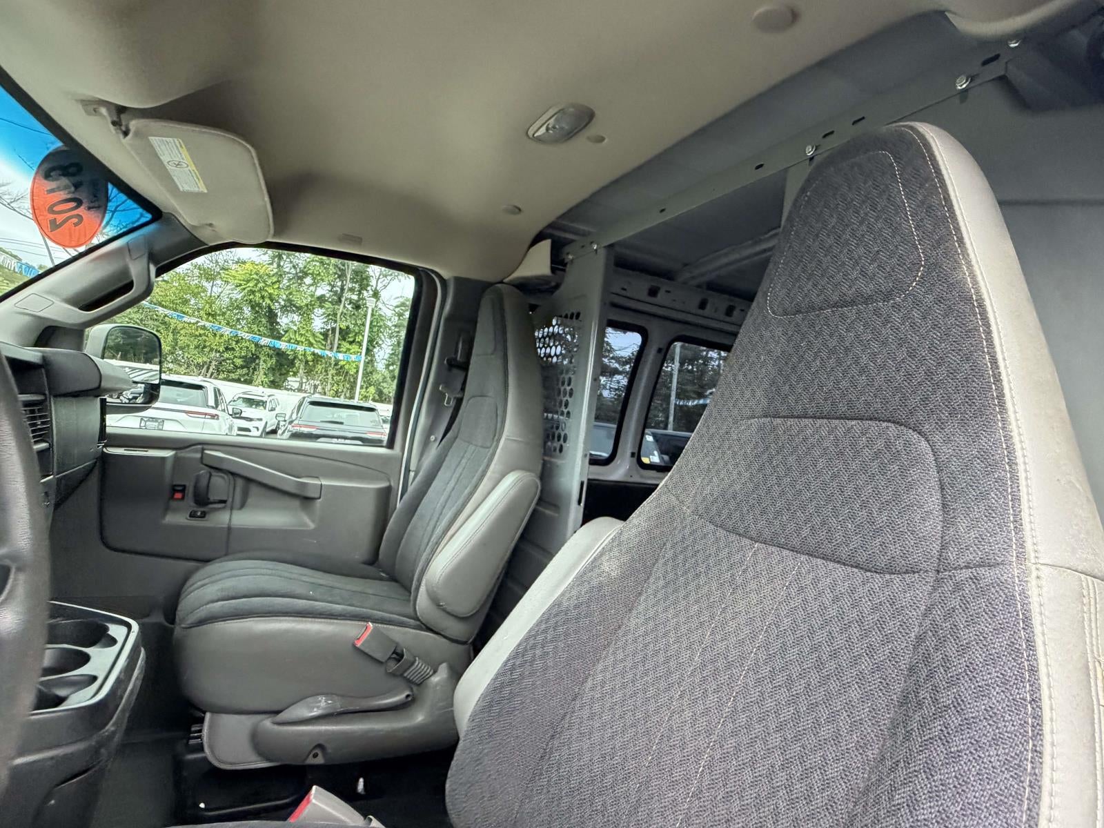 2018 GMC Savana 2500 Work Van