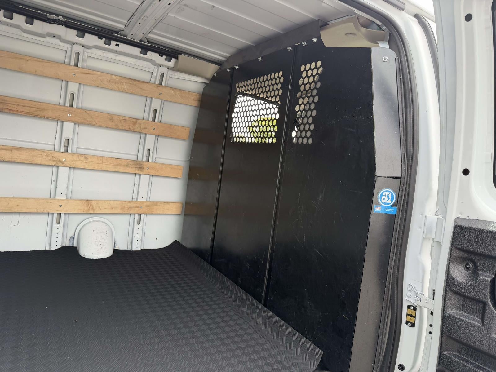 2025 GMC Savana Cargo RWD 2500 Regular Wheelbase Work Van