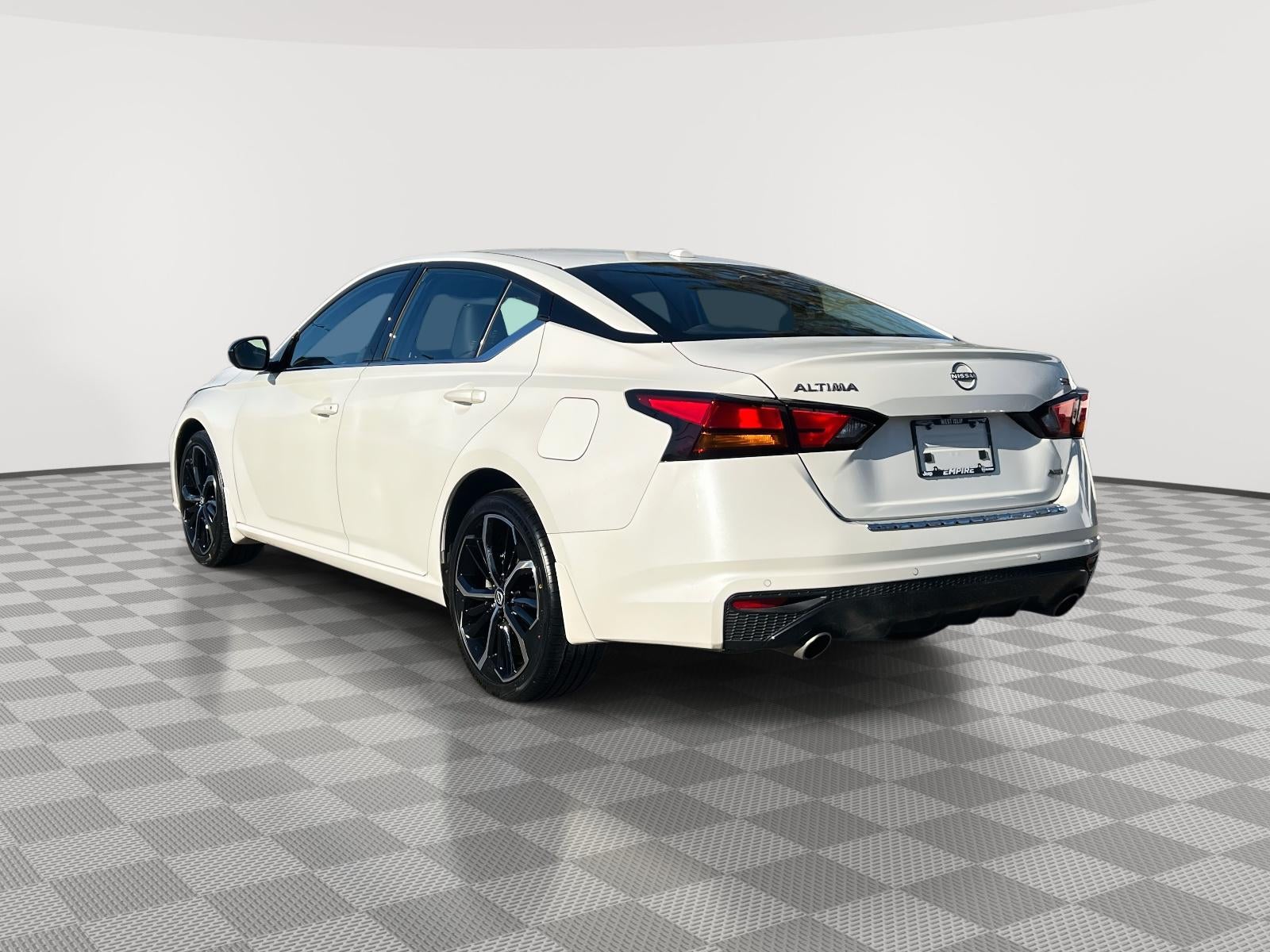 2023 Nissan Altima SR Intelligent AWD