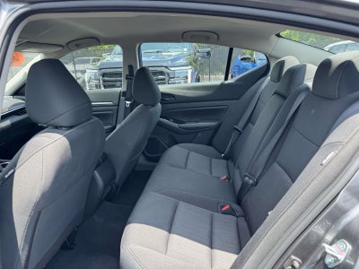 2023 Nissan Altima SV FWD