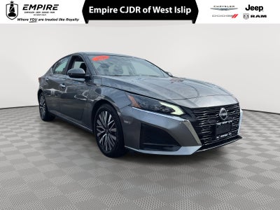 2023 Nissan Altima SV FWD