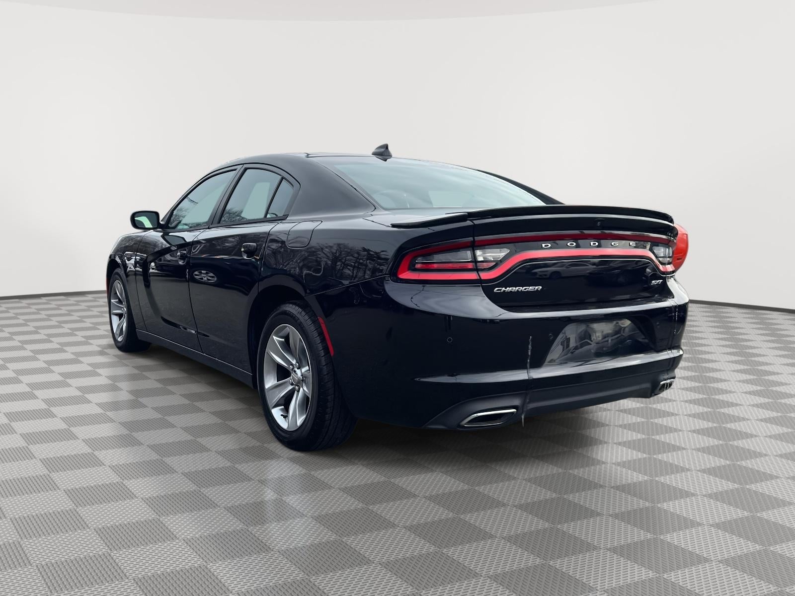2016 Dodge Charger SXT