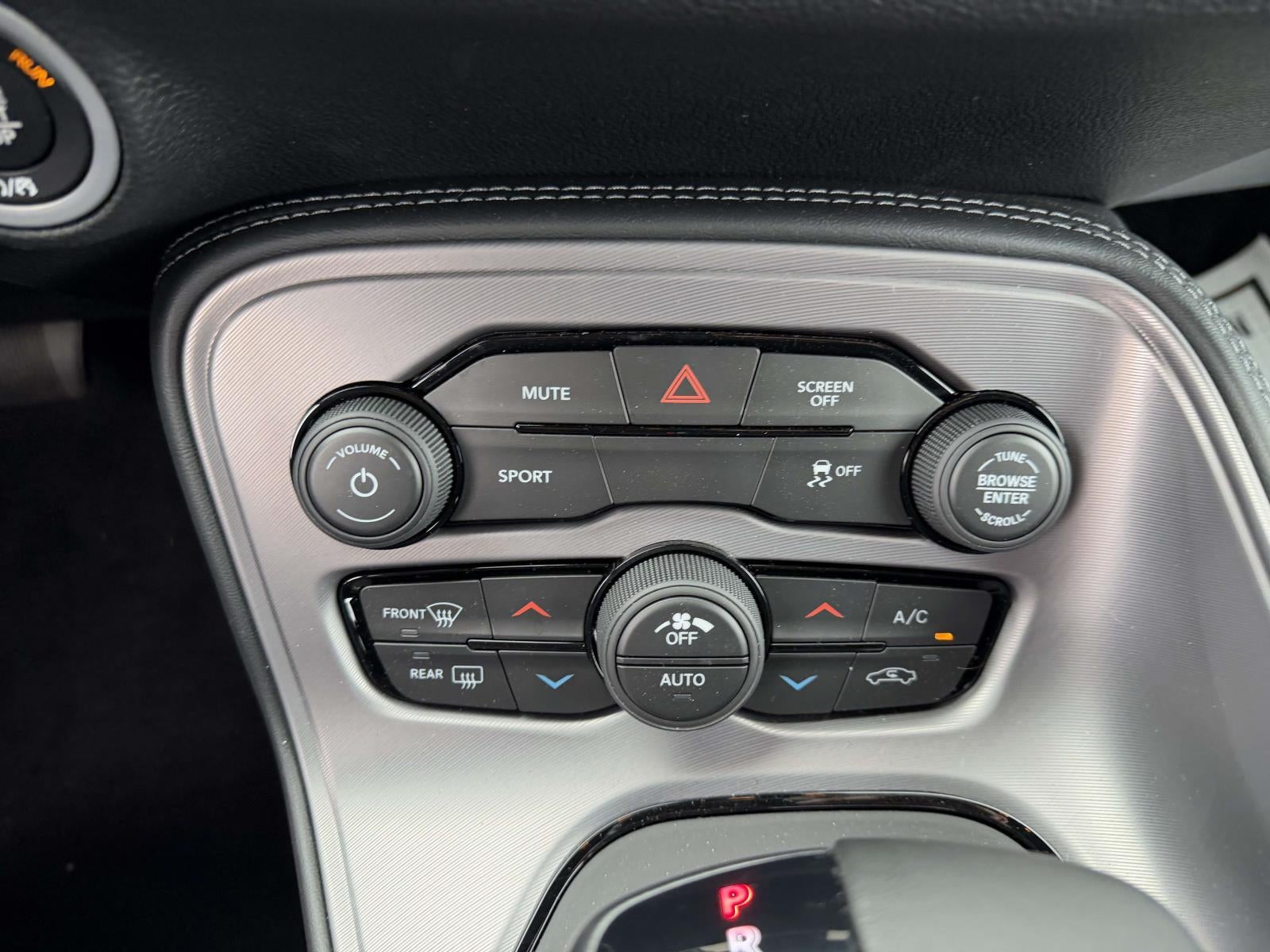 2023 Dodge Challenger SXT