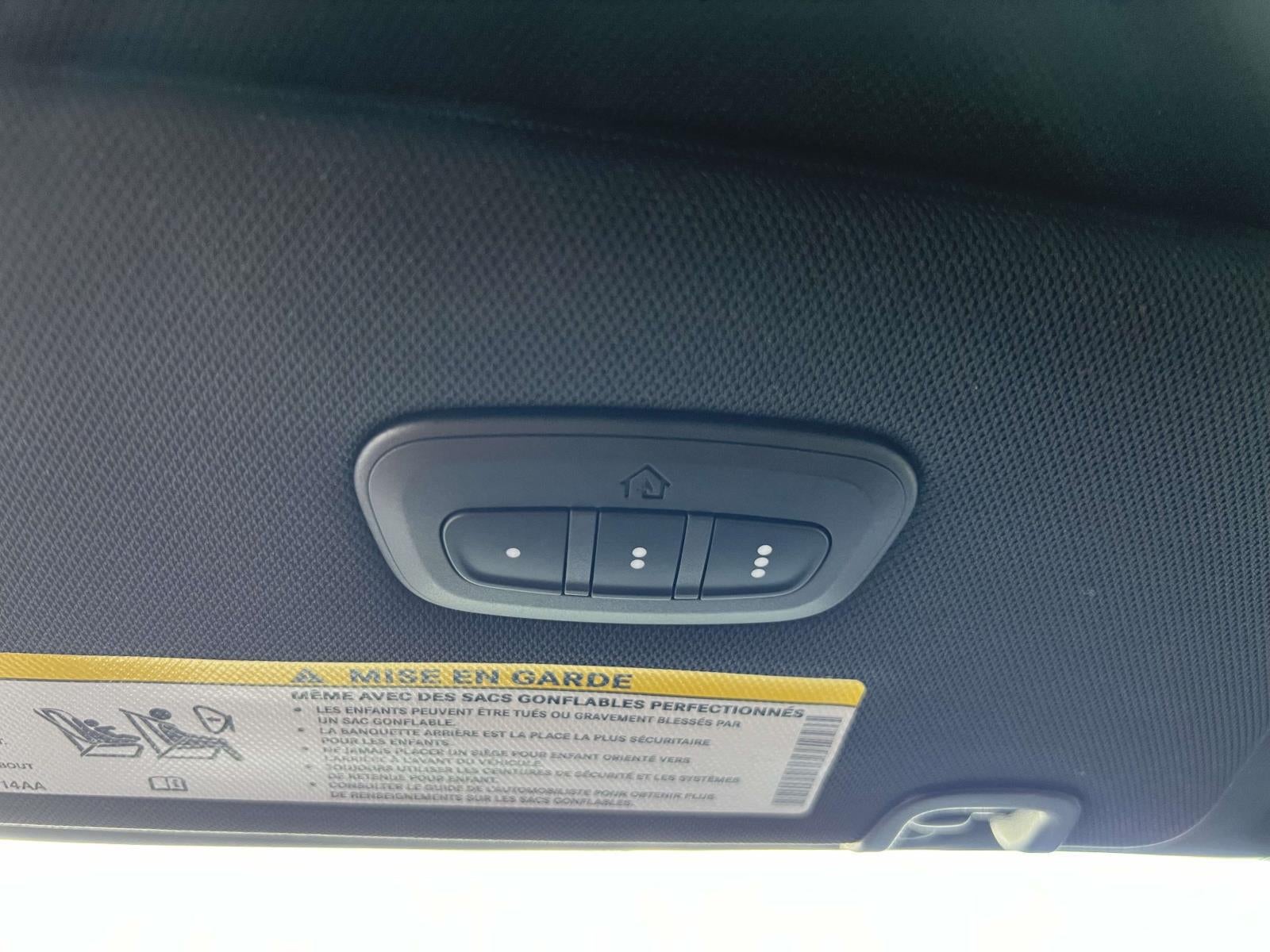 2025 Chrysler Pacifica PACIFICA SELECT AWD