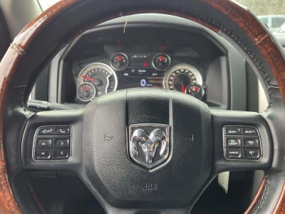 2017 RAM 1500 Big Horn Crew Cab 4x4 5'7' Box