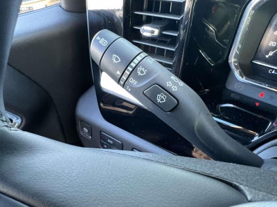 2025 GMC Sierra 1500 4WD Crew Cab Short Box Elevation with 3VL