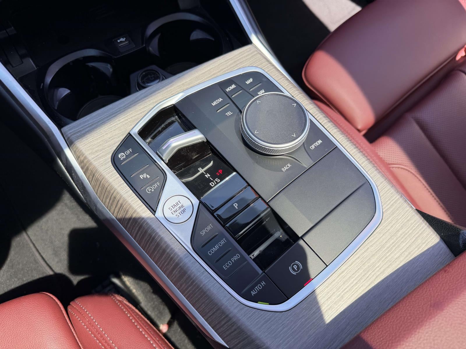 2025 BMW 330i 330i