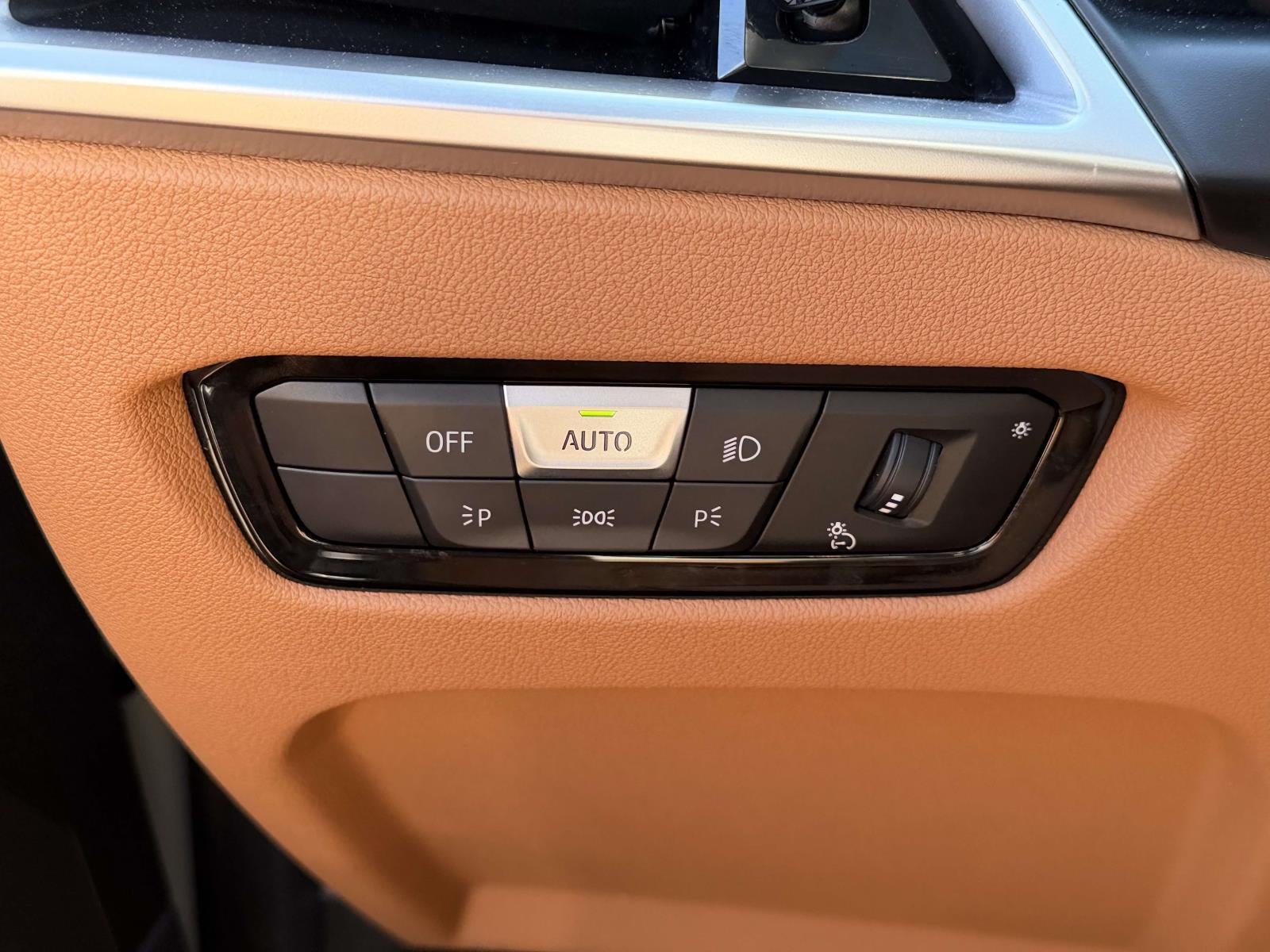 2026 BMW 330i xDrive NA