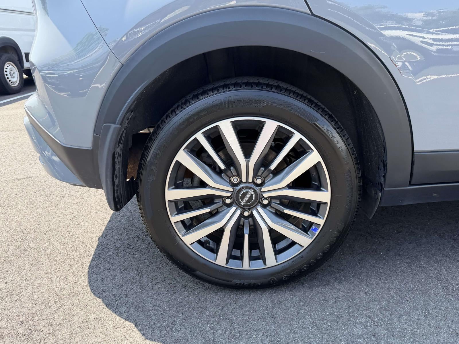 2024 Nissan Kicks SV Xtronic CVT