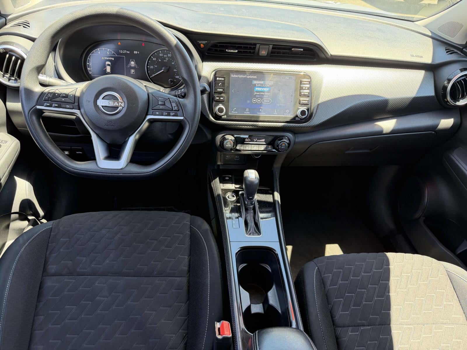2022 Nissan Kicks SV Xtronic CVT